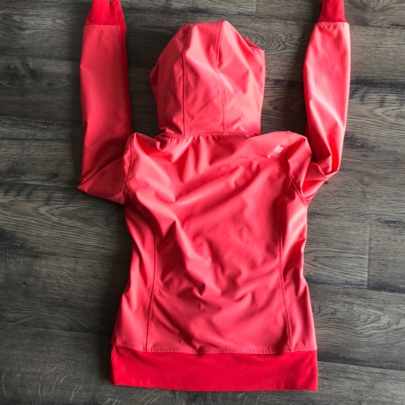 Lululemon scuba hoodie with shell - Picture 4 of 4